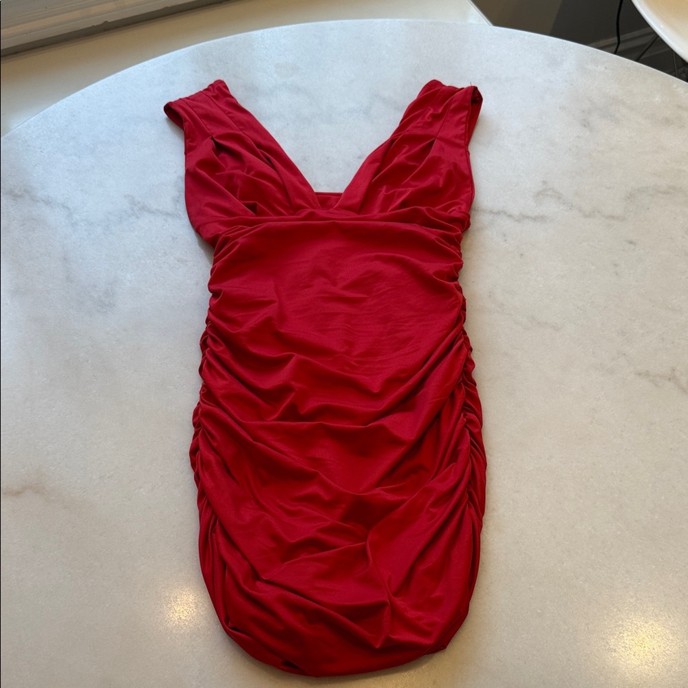 Chic Scarlet Mini Dress